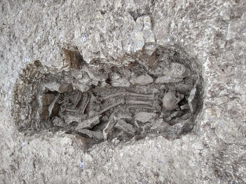 Esqueletos de 3 mil anos são encontrados em obras de abastecimento de água na Inglaterra / Foto: Thames Water