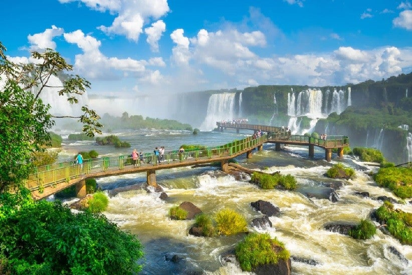 As Cataratas do Iguaçu são um dos cartões-postais mais conhecidos do país