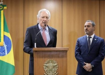 Ministro Ricardo Lewandowski e diretor-Geral da Polícia Federal, Andrei Rodrigues, durante coletiva de imprensa neste domingo (24), no Ministério da Justiça e Segurança Pública - Foto: Tom Costa / MJSP