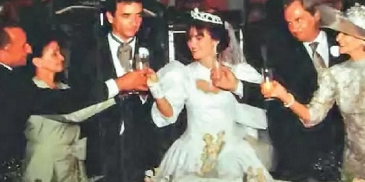 FELICIDADE O casamento de Márcia Brandão Couto. Ela se manteve solteira no civil para seguir recebendo R$ 43 mil por mês do Estado (Foto: Arq. pessoal)