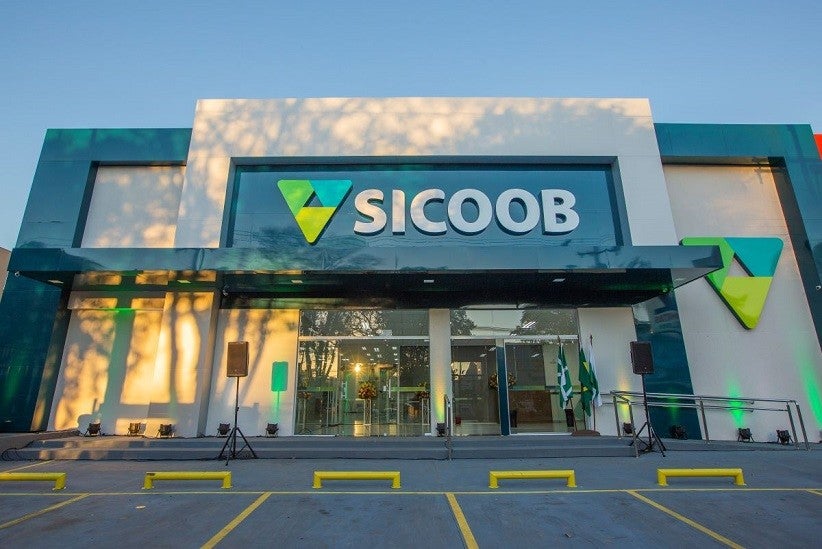 A promoção fomenta o investimento mediante premiação aos participantes - foto: Jean Pavão-Sicoob Três Fronteiras-Arquivo
