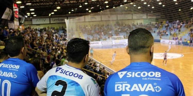 Parceria é possível porque a cooperativa financeira não prevê lucro, fomentando o desenvolvimento da comunidade - foto Kelly Dutra de Campos