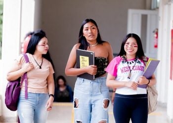 Desde 2018 a UNILA lança um edital anual específico para ingresso de discentes pertencentes a aldeias, comunidades e grupos indígenas