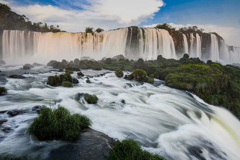 Créditos de fotografia Cataratas: Mario Barila