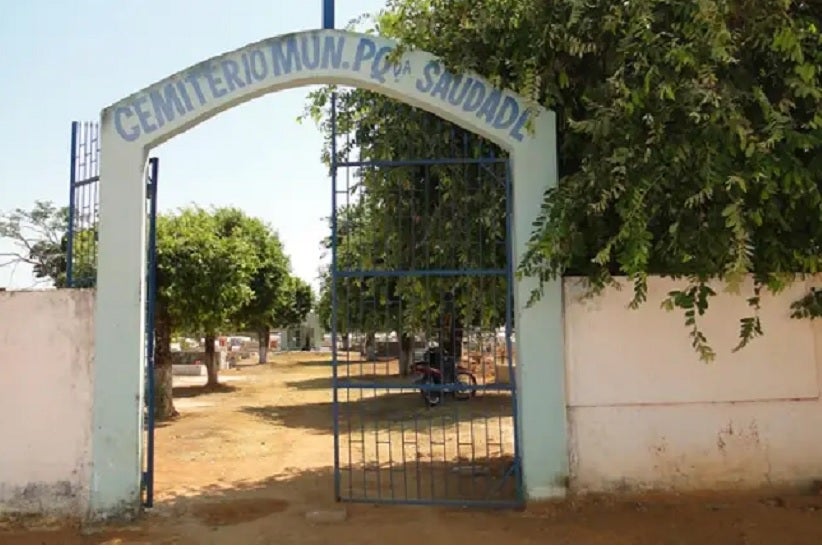 Foto principal: cemitério em Juara. (Reprodução)