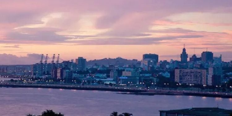 Visite Montevidéu partindo de Buenos Aires e descubra 2 países em uma só viagem