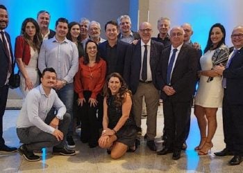 A ABIH-PR movimentou cerca de 70 empresários nas comitivas de iguaçuenses para Brasília ao longo das três viagens