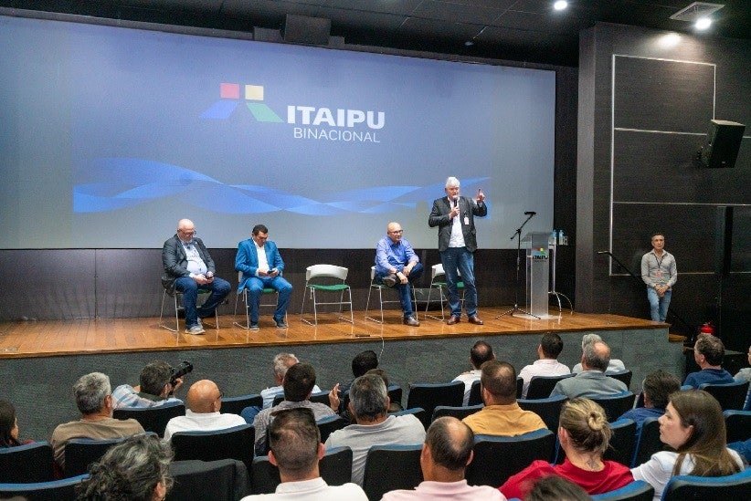 Reunião na quarta-feira, dia 30. Foto: Sara Cheida/Itaipu Binacional