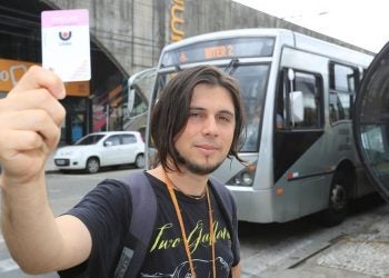 Jovens estão perdendo o interesse por carro - Foto: Ivonaldo Alexandre/Gazeta do Povo