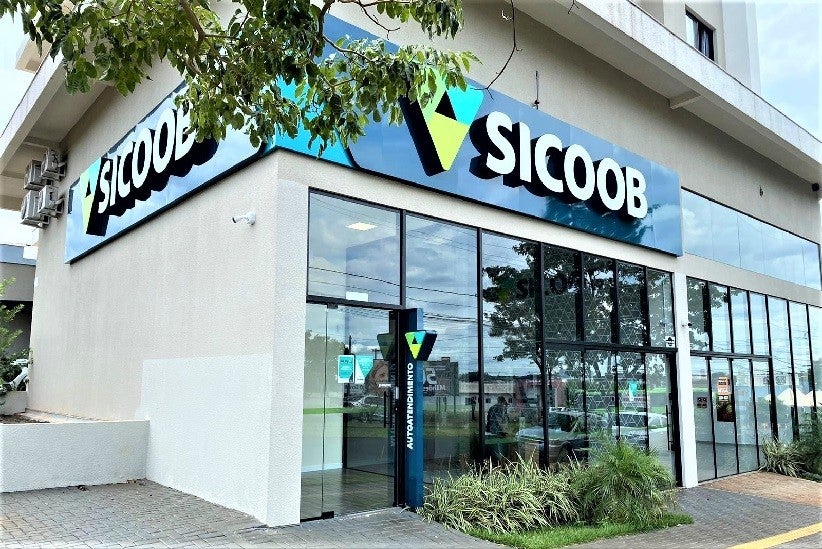 Sicoob dispõe de soluções financeiras personalizadas e acessíveis - foto Divulgação