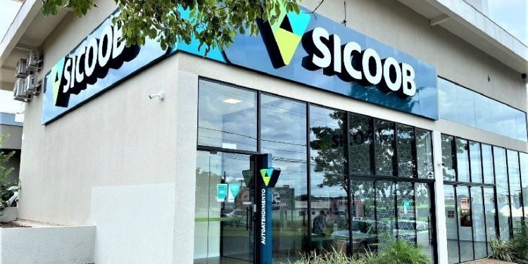 Sicoob dispõe de soluções financeiras personalizadas e acessíveis - foto Divulgação