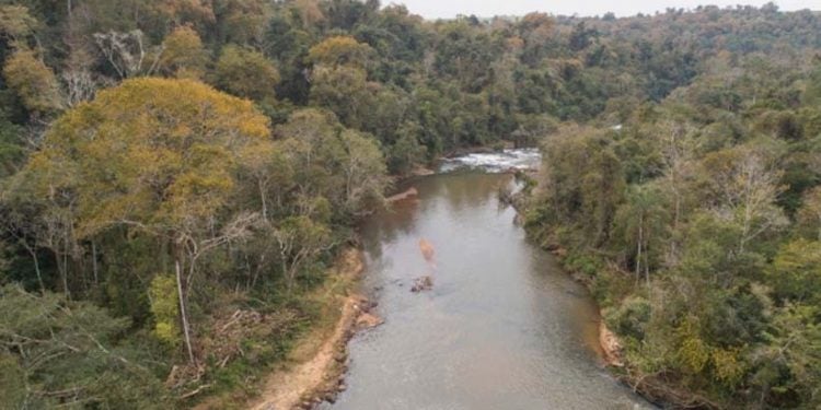 Trecho do Rio Ligeiro, é um convite ao ecoturismo. Se implementado de modo correto pode movimentar a economia de toda a região. Foto: Anderson Theodoro.