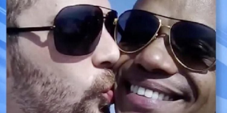 César Silveira e o marido Matheus Valeri (Foto: Reprodução)