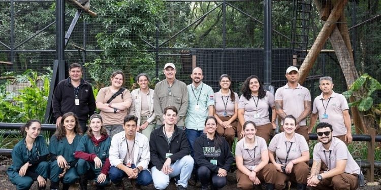 Equipe do Refúgio Biológico de Itaipu. Foto: Rafa Kondlatsch/Itaipu.