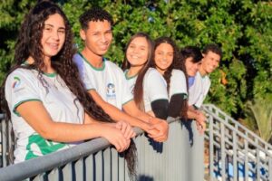 Integrantes do Projeto Trilha Jovem Iguassu. Foto: Divulgação/Polo Iguassu