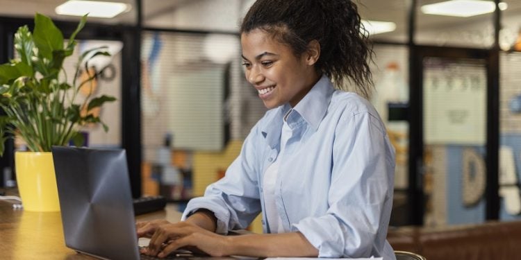As áreas com maior oferta de vagas são Administração, Pedagogia, Direito, Contabilidade e Educação Física - Créditos: Freepik