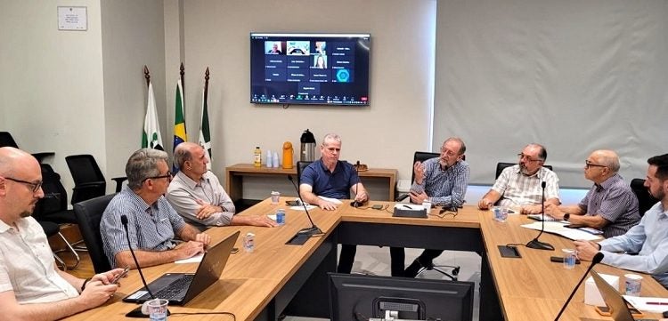 Reunião presencial e on-line da Câmara Técnica de Desenvolvimento Econômico do CODEFOZ – foto Divulgação