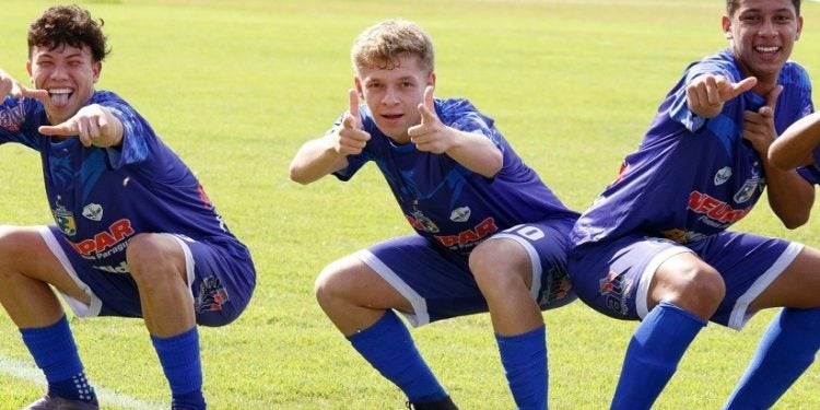Foto: Abel da Banca: Craques do Sub 17 comemoram vitória no estadual