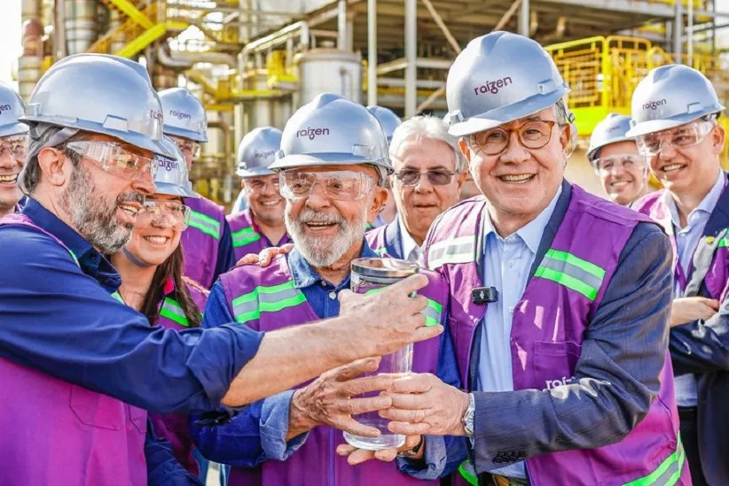 Presidente Lula durante visita à planta de produção de etanol de segunda geração no Parque de Bioenergia Bonfim, em Guariba (SP) - Foto: Ricardo Stuckert/PR