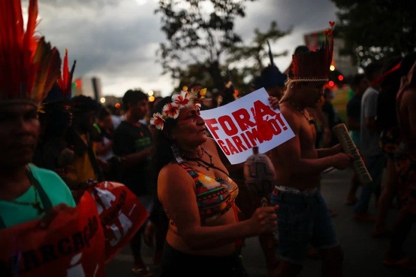 Manifestação em Brasília pede o fim do garimpo em terras indígenas - Foto: REUTERS/Amanda Perobelli
