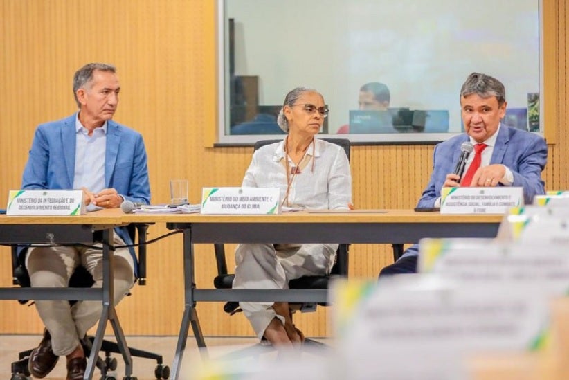 Os ministros Waldez Góes (Integração e Desenvolvimento Regional), Marina Silva (Meio Ambiente e Mudança do Clima) e Wellington Dias (Desenvolvimento e Assistência Social) durante a reunião técnica desta terça-feira (5) - Foto: Roberta Aline/ MDS