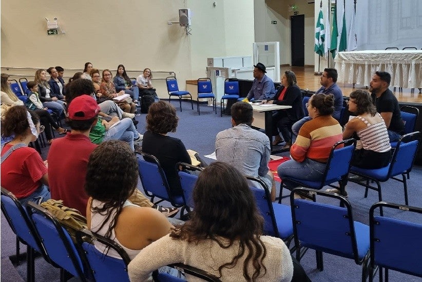 Comitê do Revoga NEM em reunião de organização de ato público em Foz do Iguaçu – foto: Assessoria