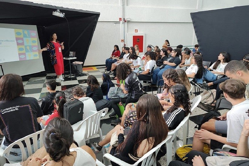 Cerca de 40 alunos do Instituto Federal de Brasília (IFB) participaram da oficina sobre Educação Midiática na tarde desta quarta-feira (25) - Foto: Fábio Fleury/SECOM