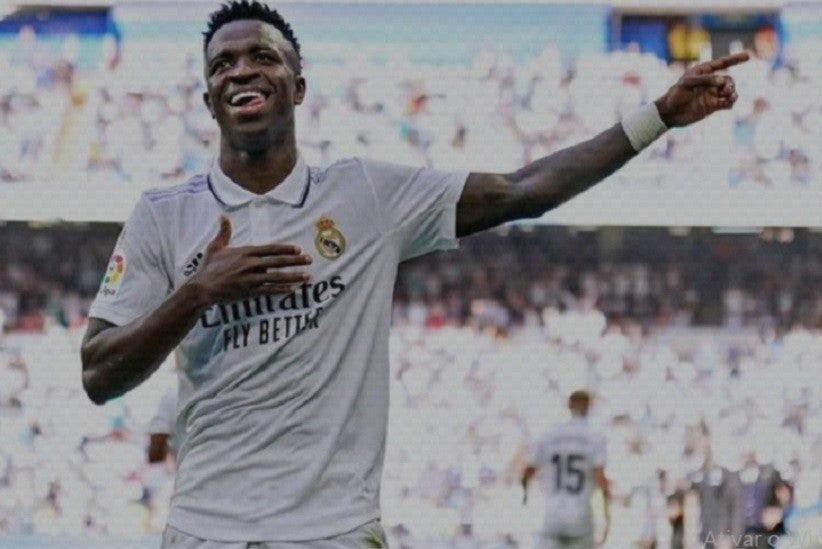 Vinícius Júnior garantiu que vai continuar dançando em suas comemorações.| Foto: Reprodução/Twitter