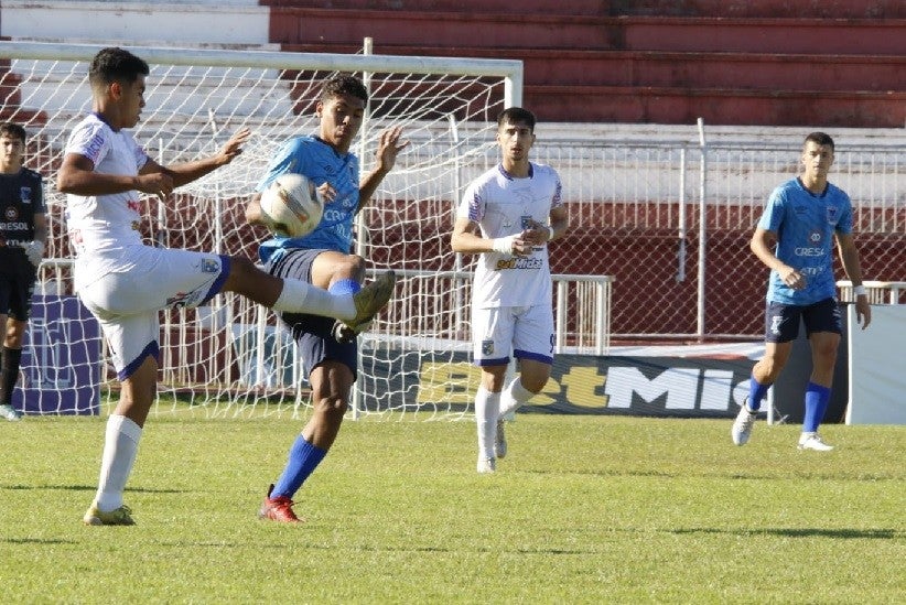 Foto/legenda: Azulão da Fronteira é destaque na competição estadual
Créditos: Abel da Banca