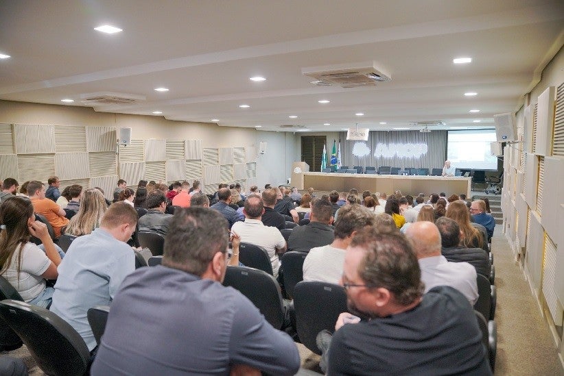 Na sede da AMOP, em Cascavel. Foto: Alexandre Marchetti/Itaipu Binacional