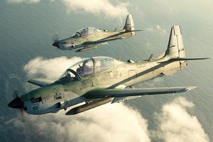 Para Bolsonaro, vender a Embraer para a Boeing “preserva os interesses nacionais”. Foto: Divulgação/Embraer