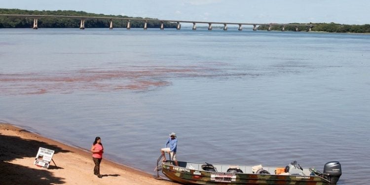 Verão Maior Praias de Água Doce. Porto Camargo-Icaraima-Pr. Foro: ARI DIAS/AEN