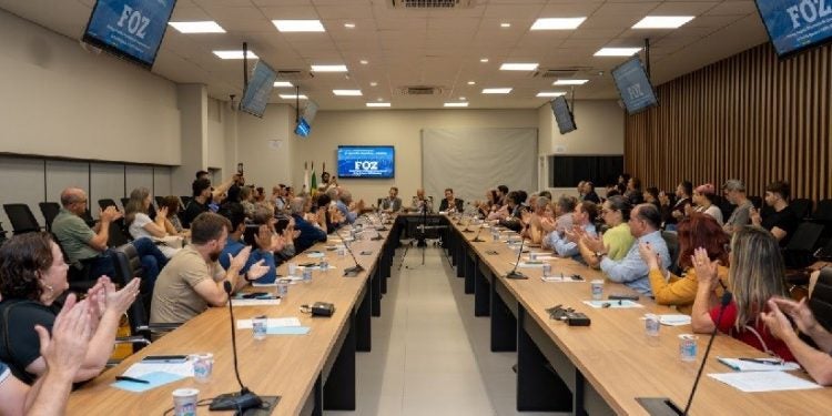Comunidade participou da sessão de entrega dos projetos prioritários – foto: Marcos Labanca/Codefoz