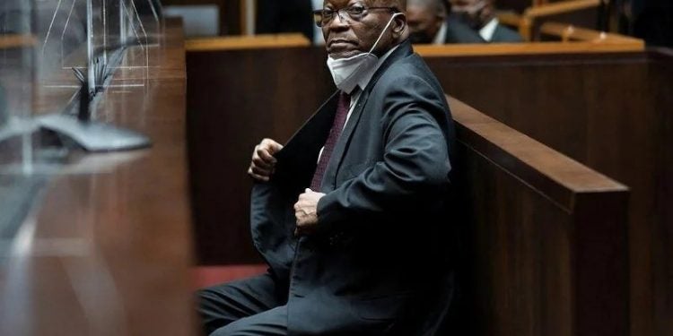 Ex-presidente da África do Sul Jacob Zuma no tribunal durante julgamento em Pietermaritzburg