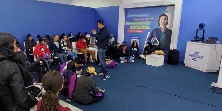 Alunos do ensino médio também participar do I Summit Iguassu Valley - Foto Divulgação