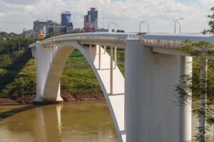 Fronteira do Brasil com o Paraguai, ligação entre Foz do Iguaçu e Ciudad del Este - Foto Kiko Sierich-ACIFI (arquivo)