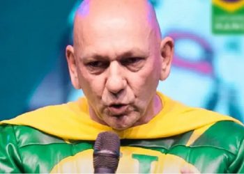 Luciano Hang também conhecido como véio da havan, é internado com Covid-19 em hospital de SP
