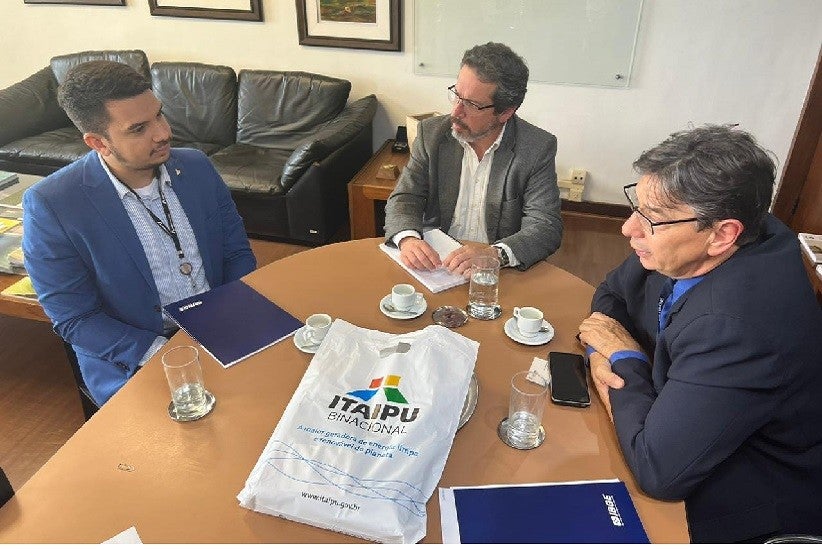Iggor Rocha foi recebido no IBGE no dia 29. Foto: Divulgação/IBGE