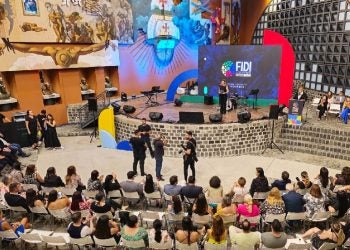 Cerimônia foi realizada no Memorial Curitiba.