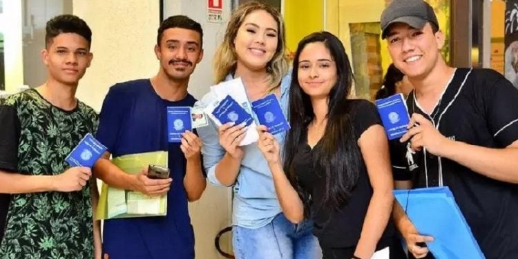 Parceria entre IEL e SENAI Goiás, Programa Jovem Aprendiz, promove vagas de emprego para jovens / Alex Malheiros