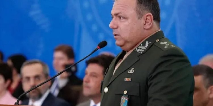 General Eduardo Pazuello em cerimônia no Palácio do Planalto.