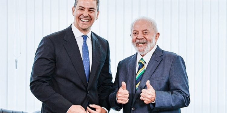 Os presidentes Santiago Peña (Paraguai) e Lula durante encontro bilateral em Brasília. Foto: Ricardo Stuckert /PR