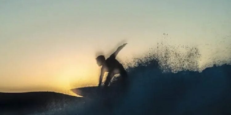 Instante de la competición QS10.000, dentro del circuito mundial y que se celebra en Galicia. Diego Sanchez/Borja Larrondo/The Kids are Right