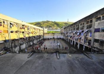 Presídio de Porto Alegre é marcado por superlotação e problemas estruturais