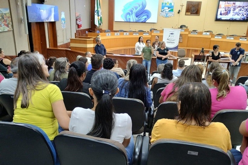 Sinprefi e Sismufi conduziram assembleia conjunta que deliberou pela retirada do projeto da reforma da previdência. (Foto Assessoria Sismufi)