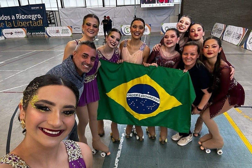 Equipe paranaense de patinação artística conquista duas medalhas de ouro e uma de prata no campeonato Pan-Americano
Divulgação APAC