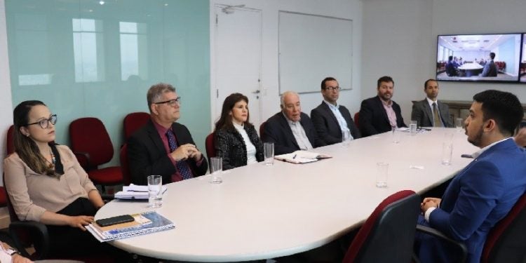 Reunião na sede do Instituto, no Rio de Janeiro. Foto: Divulgação/INPI.