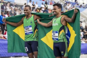 SAMUEL OLIVEIRA CONCEIÇAO E DANIEL TAVARES MARTINS - 400M T20 - Campeonato Mundial de Atletismo de Paris, no Estádio Sebastian Charlety. Foto: Alessandra Cabral/CPB.