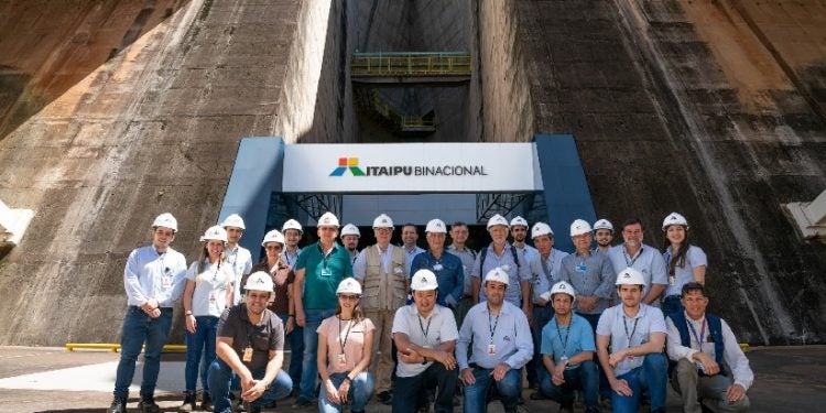 Durante atividades na Itaipu. Fotos: Sara Cheida/Itaipu Binacional