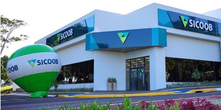 Nova sede tem 300 metros quadrados, dobrando a capacidade de atendimento - Fotoarte/Sicoob